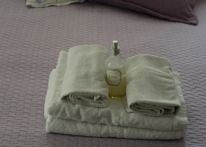 Apollo Bed & Breakfast 4*