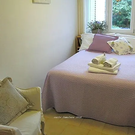Apollo Bed & Breakfast