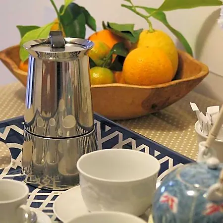 Apollo Bed & Breakfast 4*