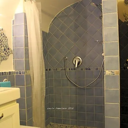 Apollo Bed and breakfast 4*