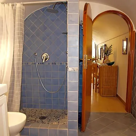Bed & Breakfast Apollo 4*
