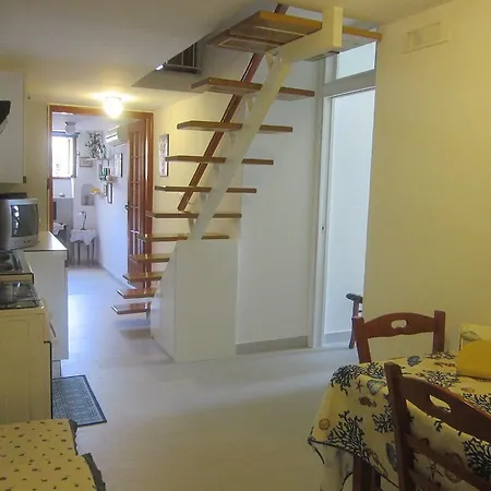 Bed & Breakfast Apollo 2*