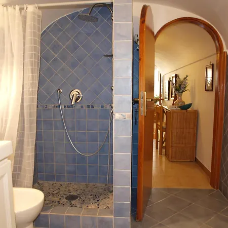 Villa Apollo B&B 4*