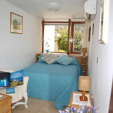 Bed & Breakfast Apollo Capri