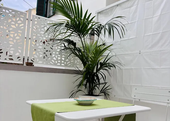 Villa Apollo B&B Oda ve Kahvaltı 4*