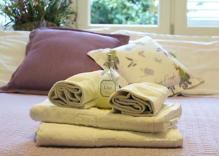 Bed & Breakfast Apollo 4*